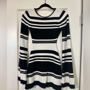 Women’s Striped Print Backlesss Tie Sweater Dress